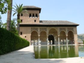 Granada_Alhambra_Jardines_del_Partal_web.jpg